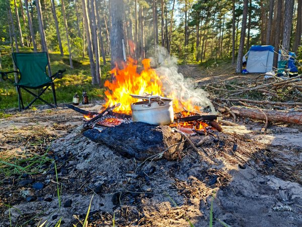 Bivouac et camping sauvage : les bases pour les routards